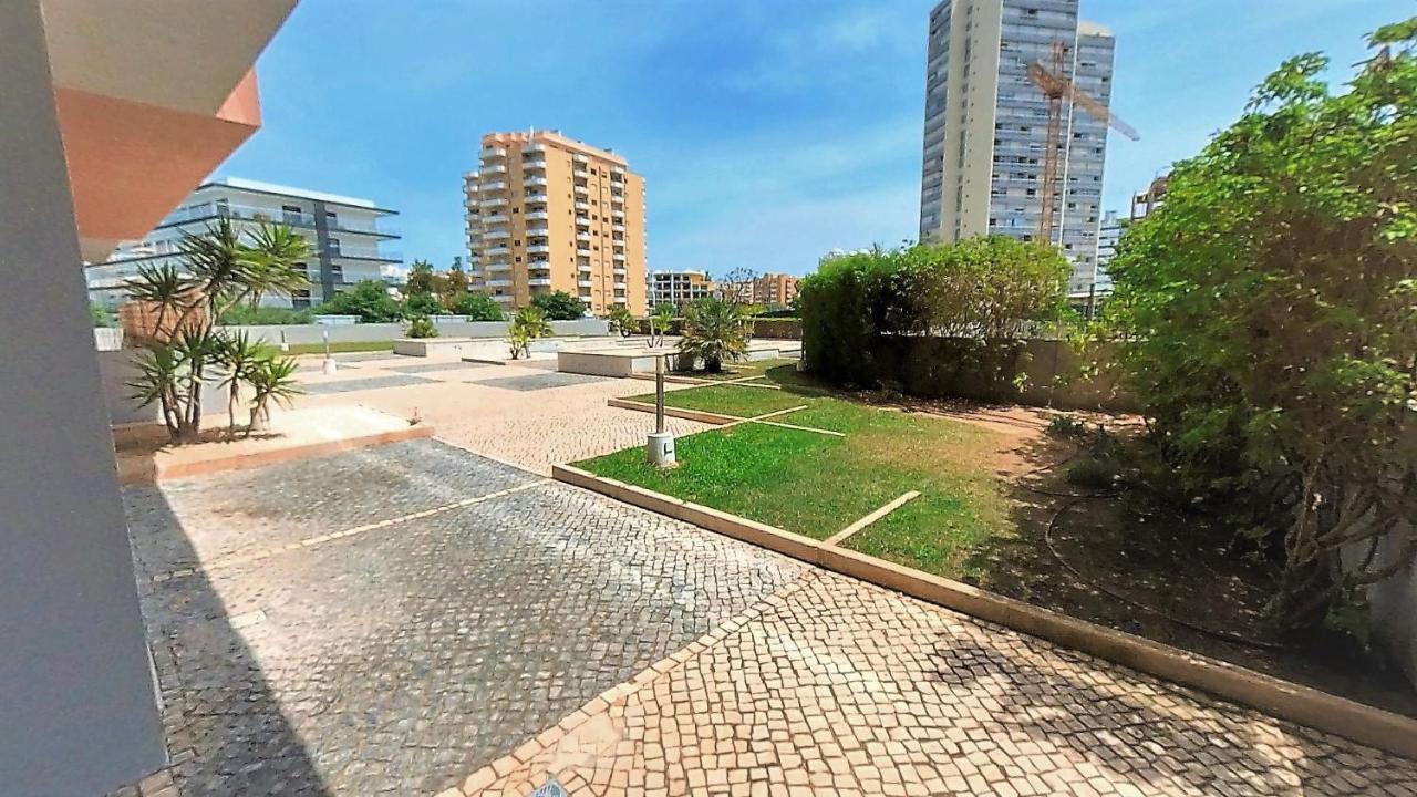 Apartamentos Turisticos Rocha Tower 3 Portimão Dış mekan fotoğraf